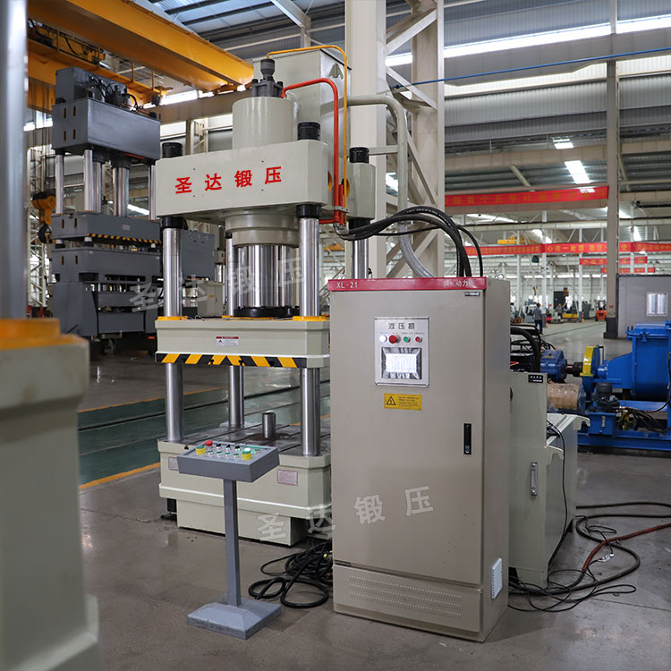 315T三梁四柱液壓機(jī) 315T三梁四柱液壓機(jī)